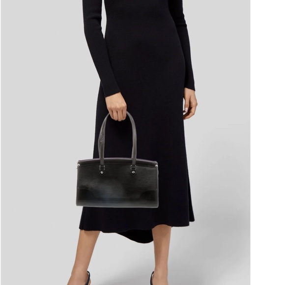 Louis Vuitton Black Shoulder Bag - Picture 7 of 7